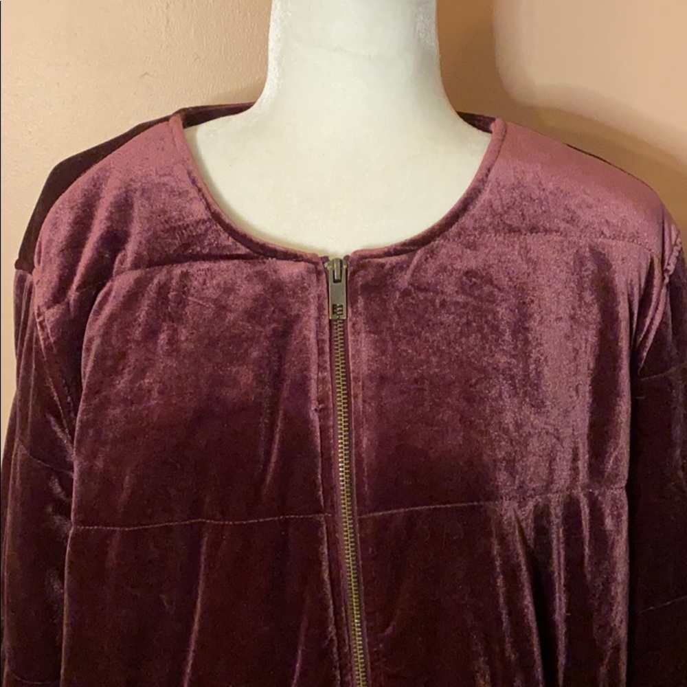 🎉HOST PICK🎉 Who What Wear Velvet Puff Jacket - Picture 7 of 12